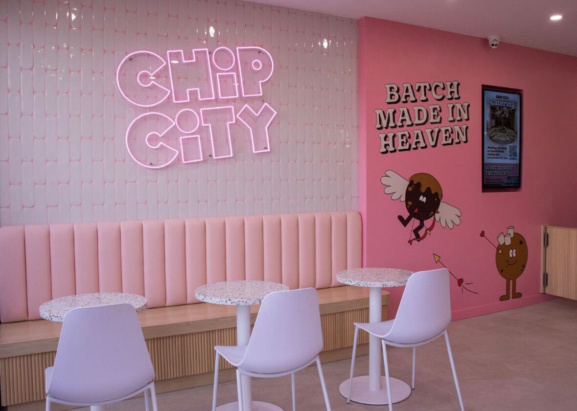 Neon Signs : Beyond Signage, a Strategic Marketing Tool